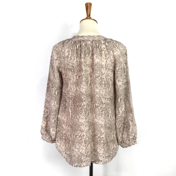 Rebecca Taylor beige tan pullover blouse snakeskin 100% Silk Size 0 or XS - Picture 3 of 9